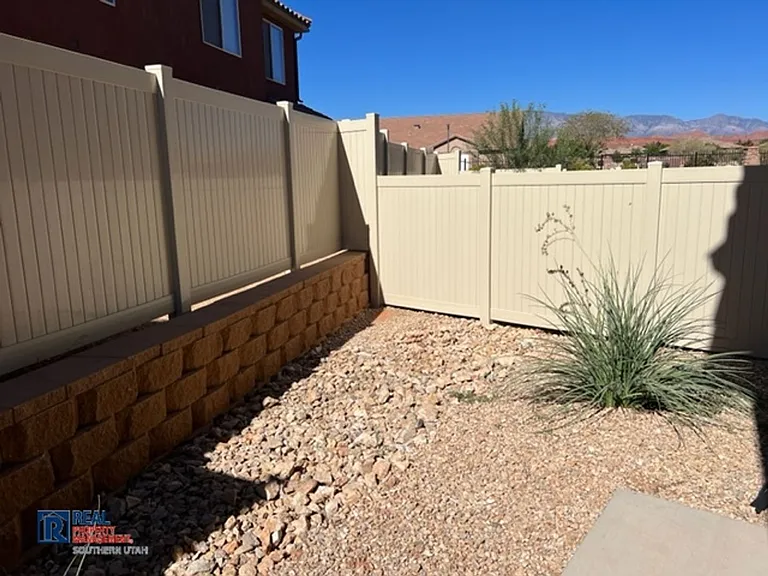 325 N Red Stone Rd #251 — Photo 13