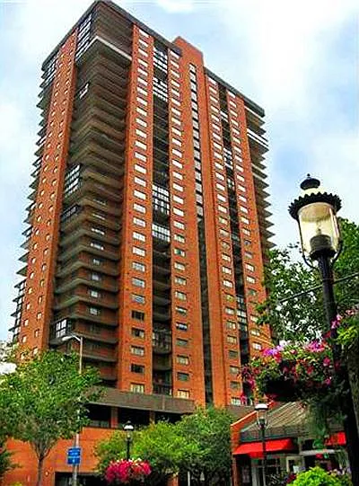 2 bed, 1500 sqft, $2,700 — Photo 2