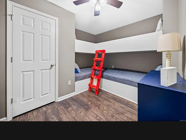 272 Rainwaters St — Photo 10