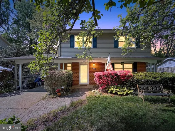 4984 Swinton Dr, Fairfax, VA 22032