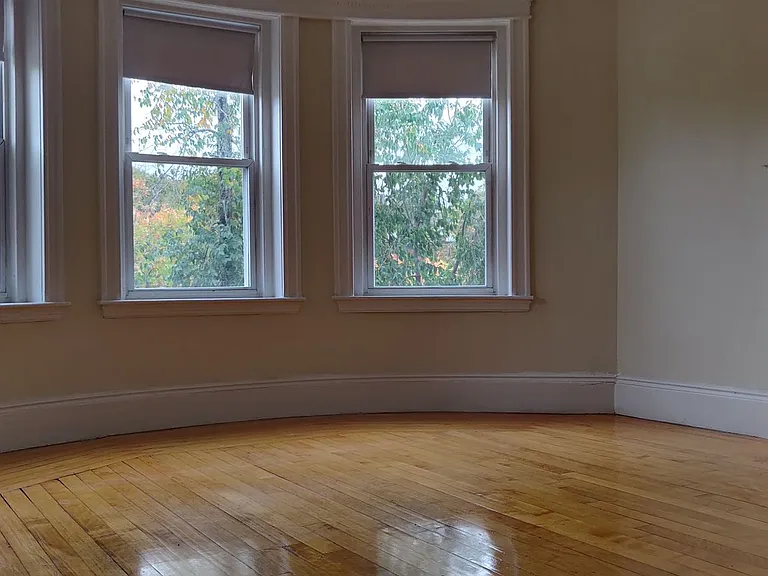 1822 Beacon St #A1 — Photo 2