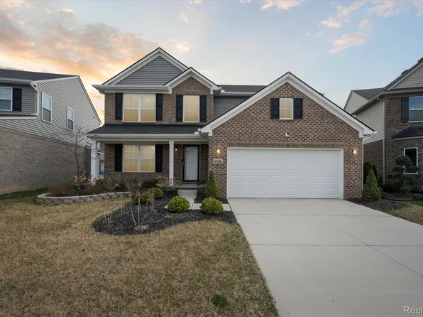 6780 Chandler Dr, Belleville, MI 48111