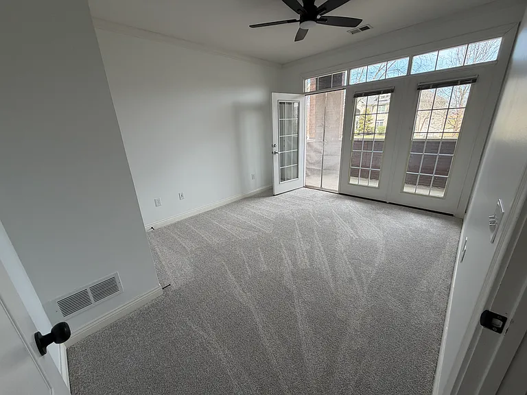 15308 Royal Troon Ave #9 — Photo 8