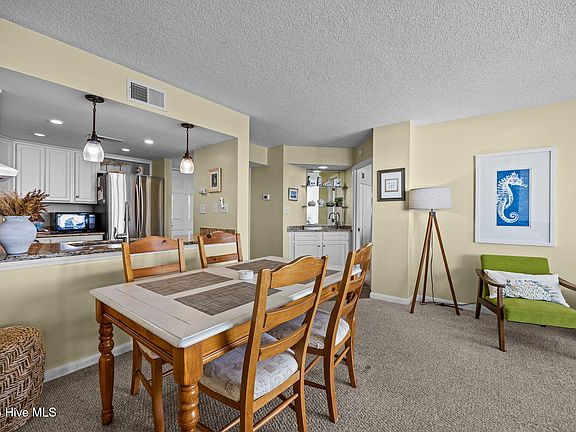 3rd image of 2000 New River Inlet Road #1203