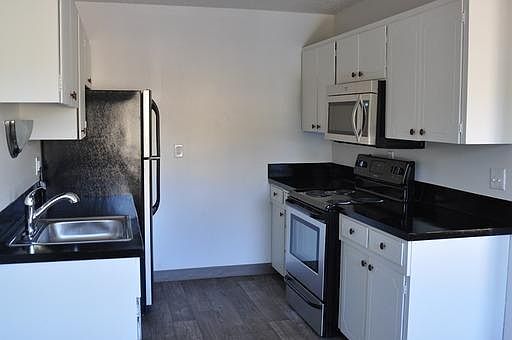 2nd image of 4147 Cesar Estrada Chavez Blvd #28