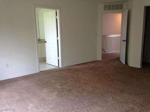 1st image of 210 Seminole Palms Dr