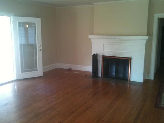 3rd image of 111 Hamilton St