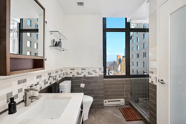 Rented by Corcoran | media 14