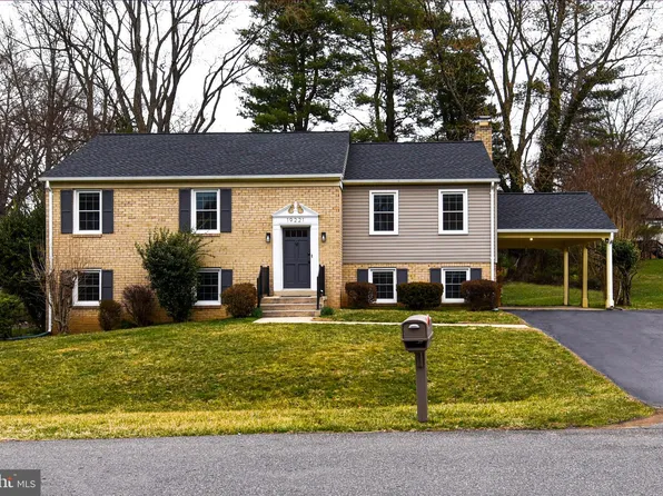 19221 Dimona Dr, Brookeville, MD 20833