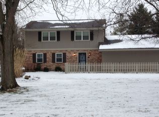 6150 Petzoldt Dr, Tipp City, OH 45371