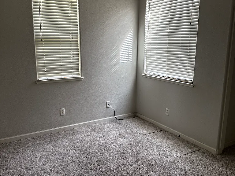 6 Mantauk Point Pl — Photo 6