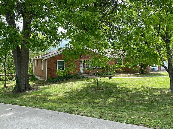 3rd image of 3714 Blue Ridge Blvd