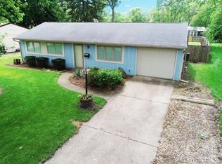 76 Pueblo Rd, Montgomery, IL 60538