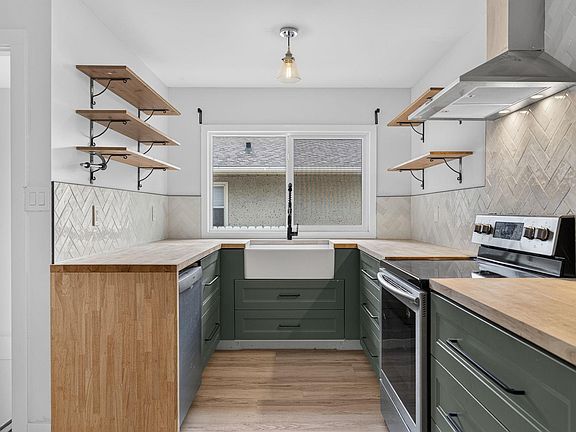 3rd image of 9258 91st St NW