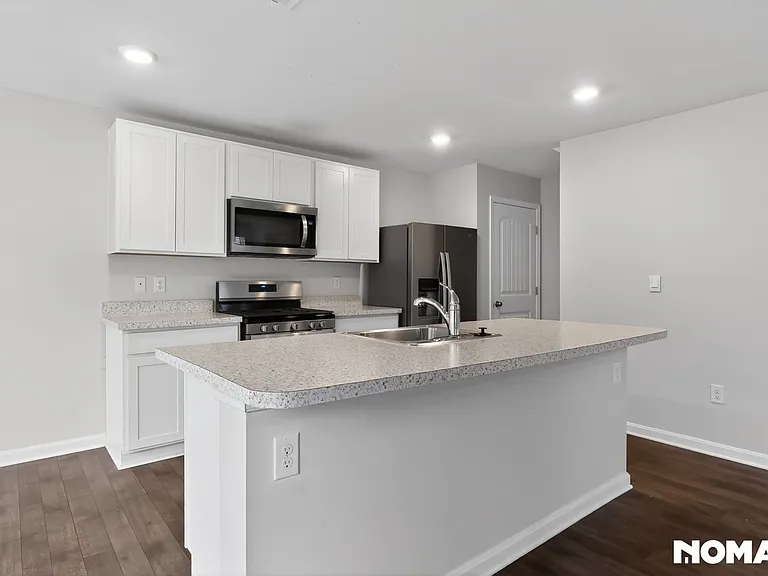 92 Currant Cir — Photo 2