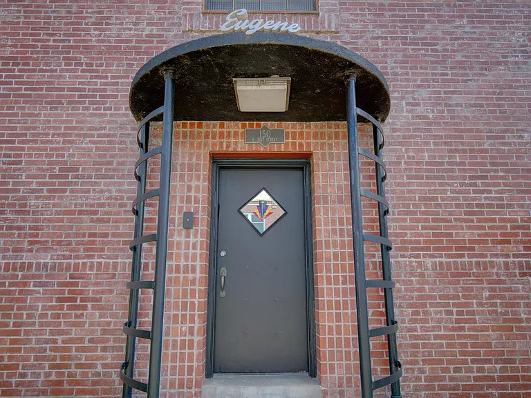 2106 S Cincinnati Ave — Photo 22