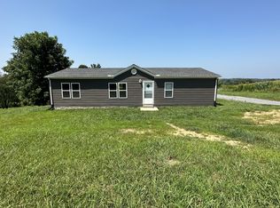 2597 Oak Knob Rd, Lafayette, TN 37083