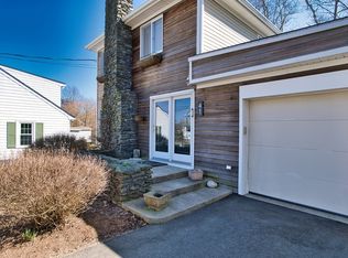 41 Grandview Ave, Fairhaven, MA 02719