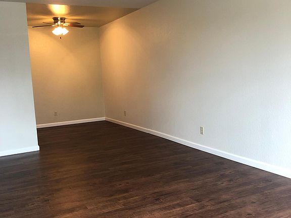 3rd image of 2240 Garnet Ave APT 7