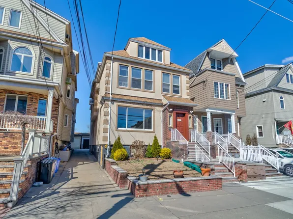 793 Kennedy Boulevard image 3 of 42