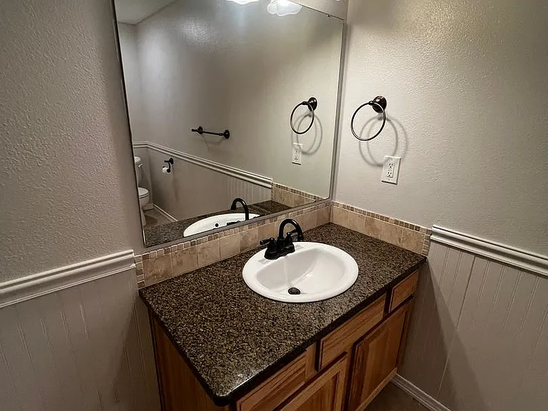 8261 Snohomish Rd — Photo 17