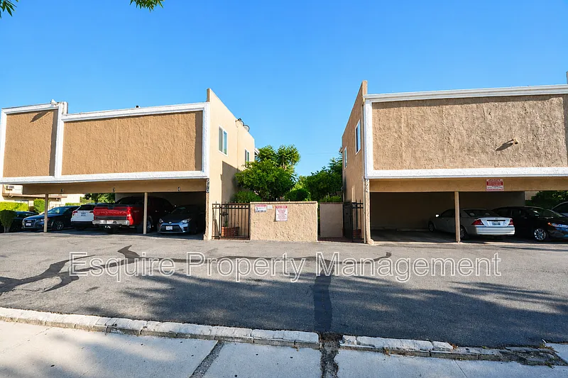 Building Photo - 974 Ashland Ave #1