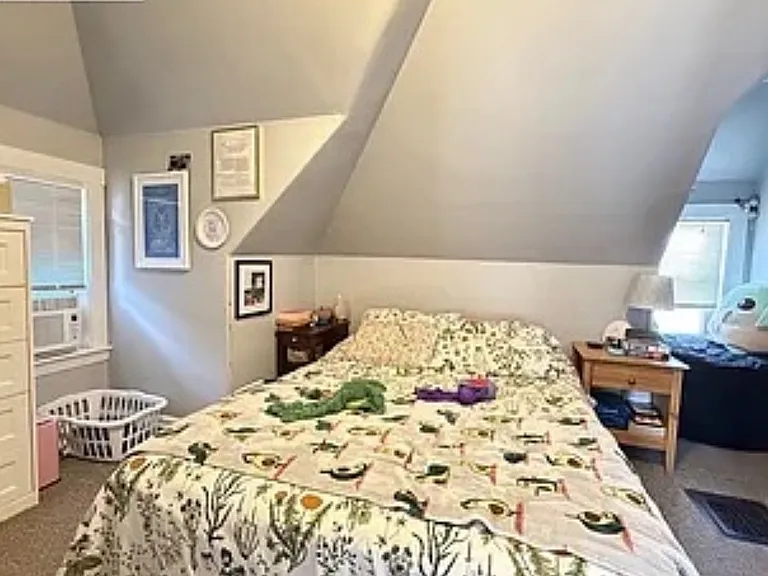 27 Peaceable St #1 — Photo 10