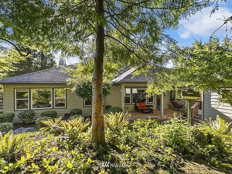 Mount Constance Way — Photo 16