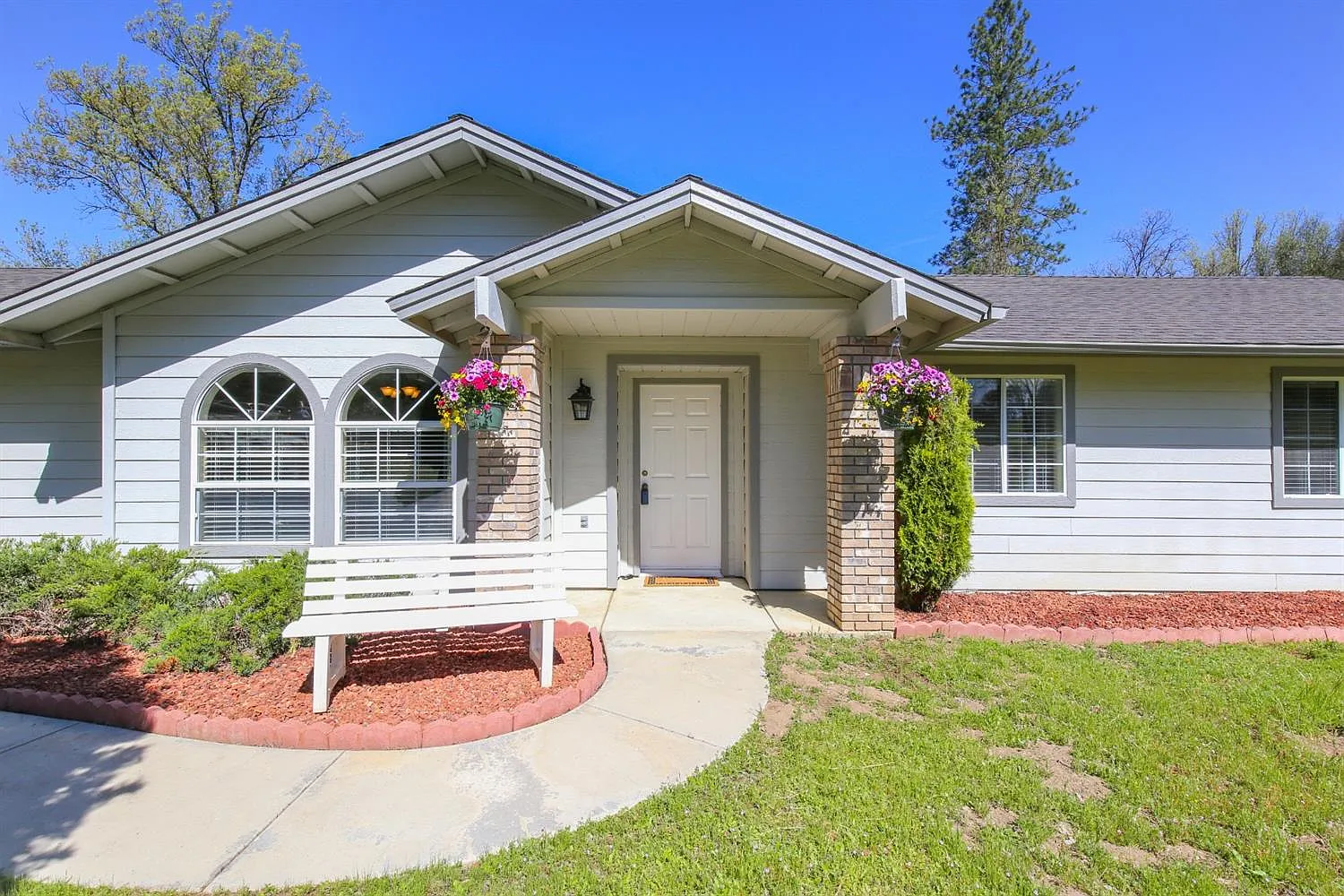 41062 Shandee Ln photo 1
