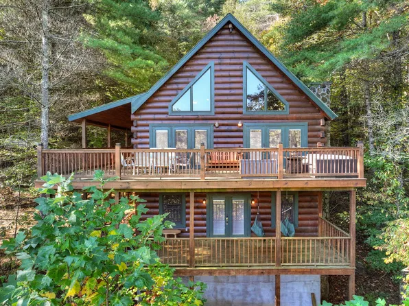 259 Old Woods Rd, Morganton, GA 30560