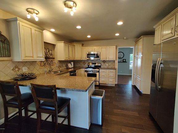 4th image of 8310 E Wilshire Dr
