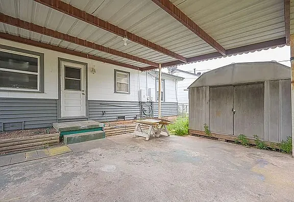 2325 Mustang St — Photo 20