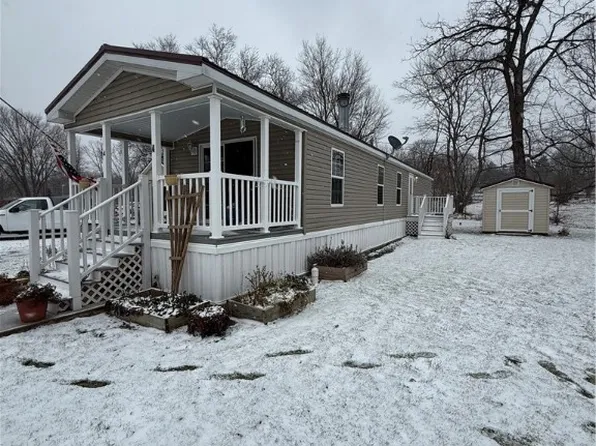 110 Liberty St, Jamestown, PA 16134