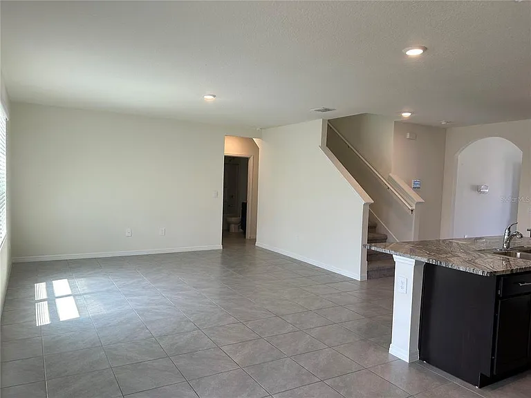 17218 Reserva Dr — Photo 12