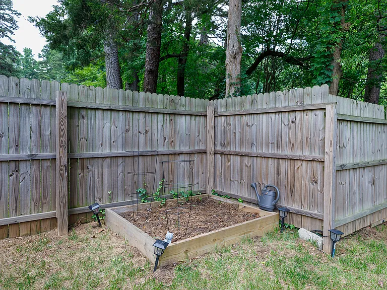 3104 Erskine Dr — Photo 28