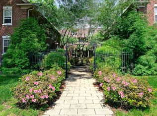 1113 Ray Ave, Louisville, KY 40204