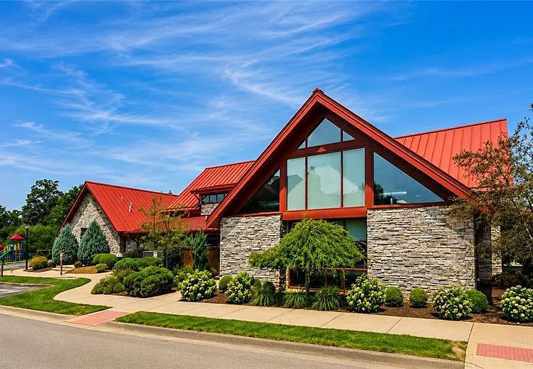 335 Osona Ln — Photo 42
