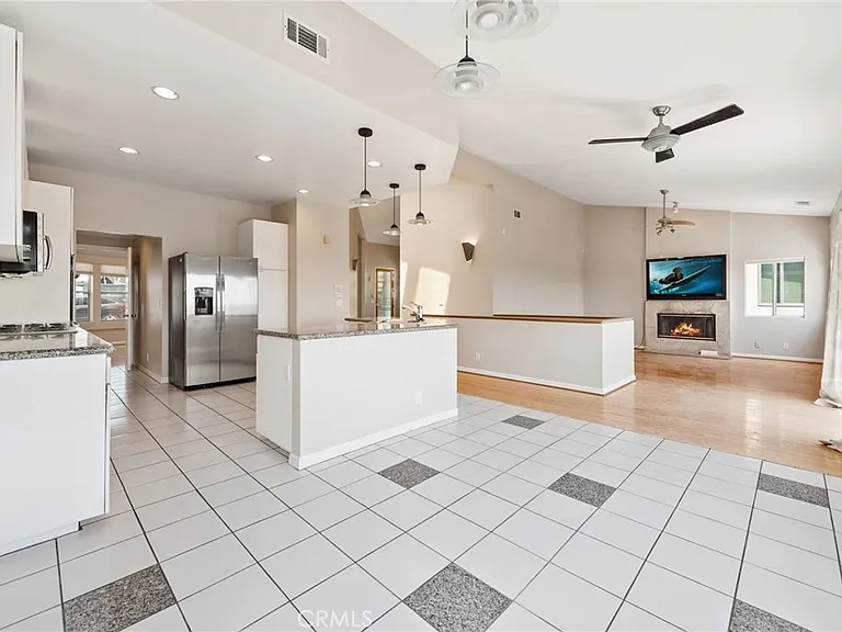 1536 Silver St — Photo 9