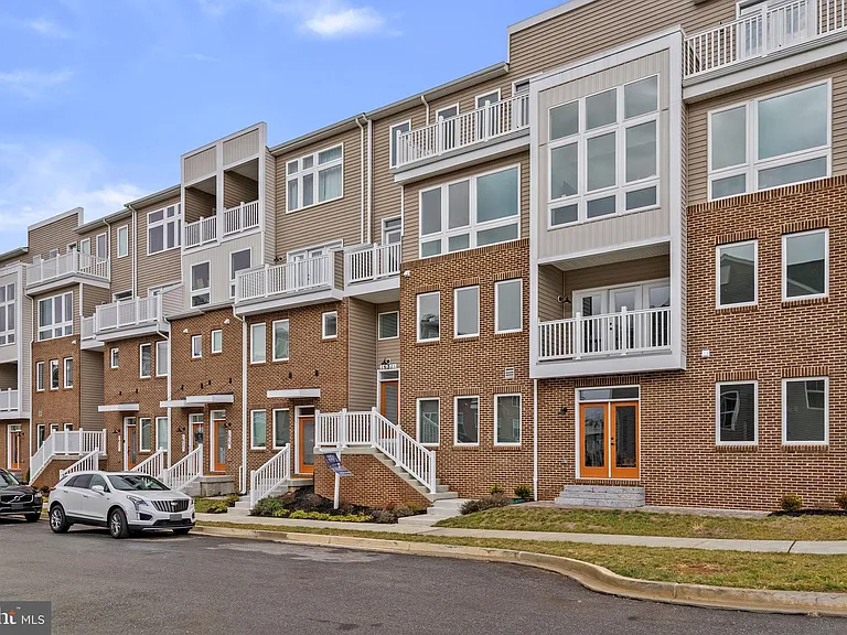 1631 Blacksmith Way #214-B — Photo 41