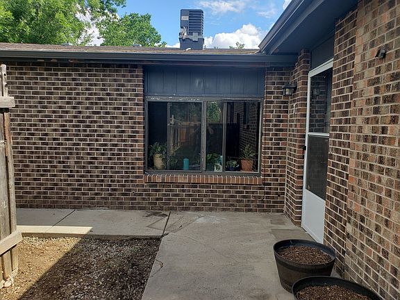 2nd image of 315 Mountain View Ave #7