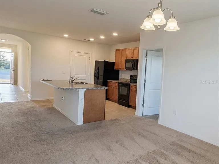 3499 N Vonnegut Point — Photo 8