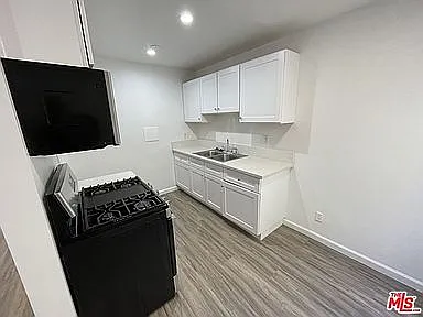 Studio, 500 sqft, $1,545 — Photo 4