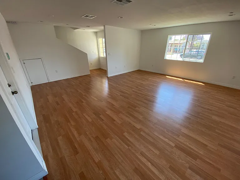 1124 N Flint Ave — Photo 17