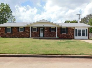 602 N 8th St, Tecumseh, OK 74873