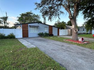 6148 SW 2nd St, Margate, FL 33068