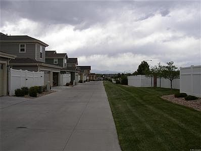 alleyway to 2 car garage