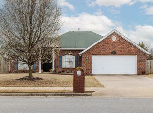 1617 Lancaster Dr, Springdale, AR 72762