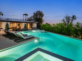 10865 Savona Rd, Los Angeles, CA 90077