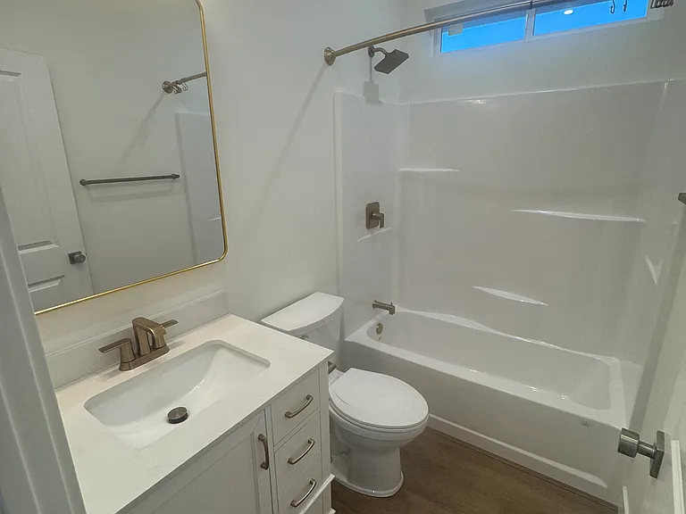 2205 Park St — Photo 6