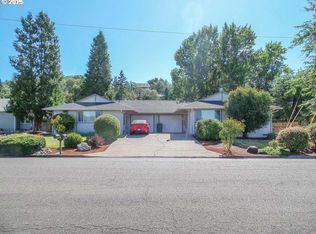 2363 Kerr St, Roseburg, OR 97470